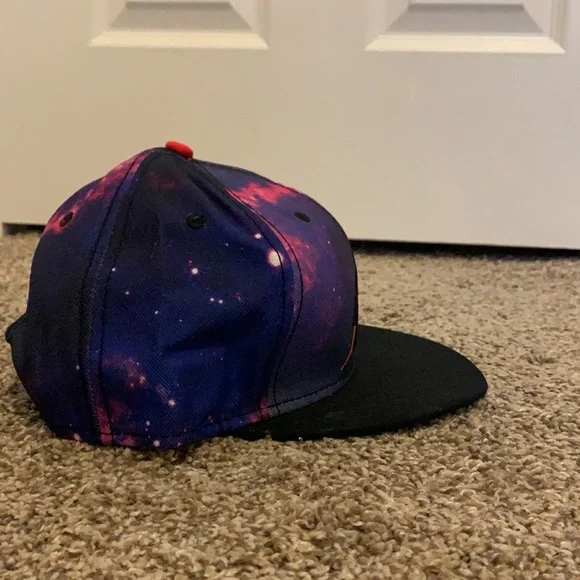 Galaxy SnapBack by Cayley and Sons - Picture 4 of 4